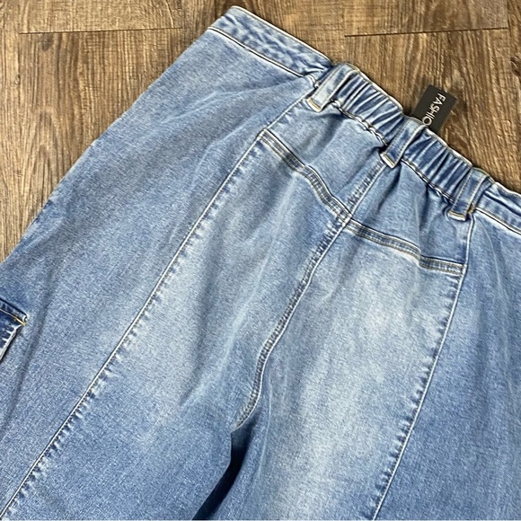 Fashion Nova Mighty Good Cargo Denim Joggers Jeans Women Size 13 Stretch - Picture 7 of 10